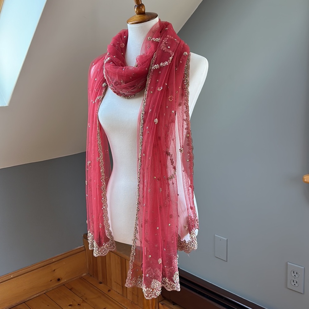 Golden Zardozi Pink Net Wrap - Picture 9 of 12